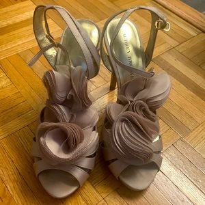 Audrey brooks champagne pumps